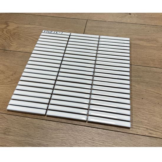 Picture of White Gloss Finger Mosaic FTDF12-1