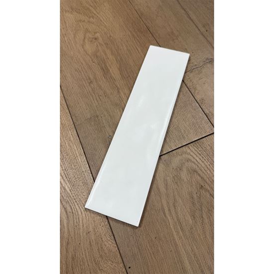 Picture of Straight Side Cloud Matt 75x300 FTD730UAW1M 